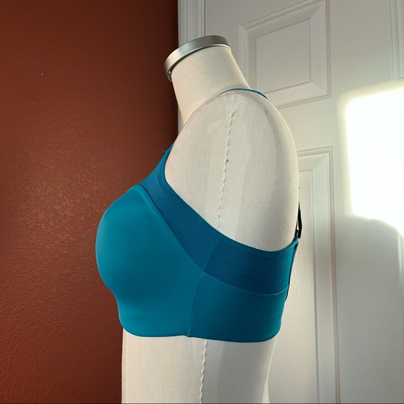 Nike dri-fit racerback aqua/ teal sports bra - Picture 4 of 15